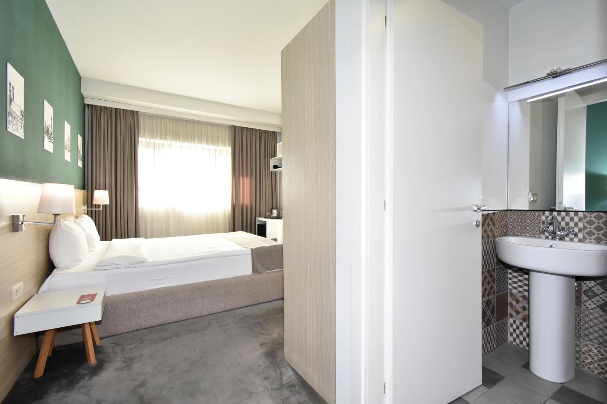 In City Hotel 예레반 외부 사진